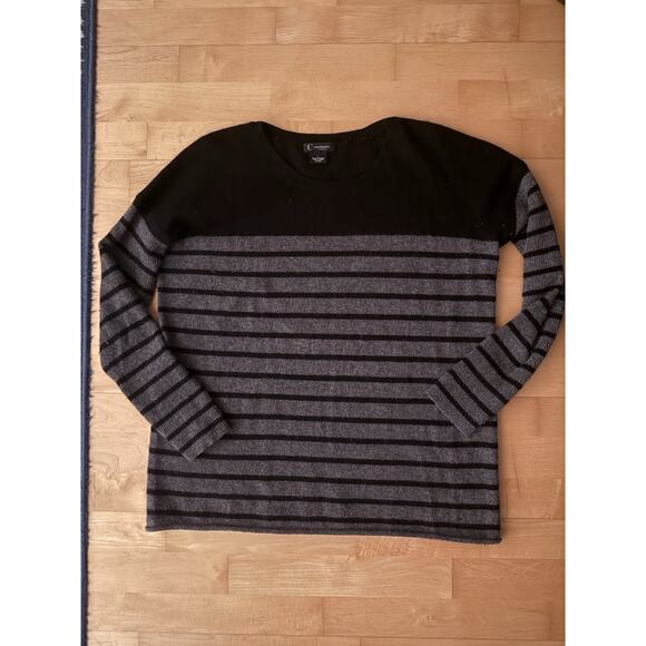 C by Bloomingdales 2Ply Cashmere Sweater Fit Grey Black Stripe Jumper Sweater L - Picture 1 of 2